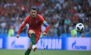 WORLD CUP 2018: Cú hat-trick giúp Ronaldo đi vào lịch sử 