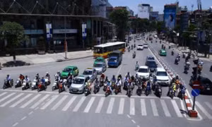 Thời tiết 5/7: Nắng nóng tới 40 độ C vẫn tiếp tục, chiều tối và đêm có thể có mưa dông giải nhiệt