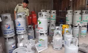 Nhức nhối việc dùng chai gas mini tái chiết nạp do giá siêu rẻ