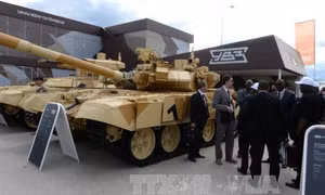 Iraq tiếp nhận hàng chục xe tăng T-90 của Nga 