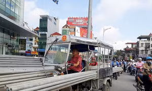 Xe 3-4 bánh tự chế vẫn tung hoành khắp phố phường Hà Nội
