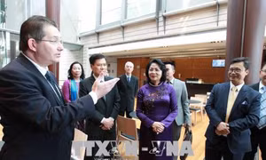 Phó Chủ tịch nước thăm Đại học New South Wales và Đại học tổng hợp Sydney