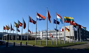 Anh nhận định Hội nghị thượng đỉnh Nga-Mỹ không làm suy yếu NATO 