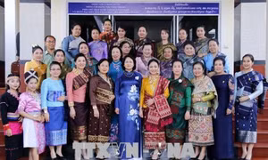 Phó Chủ tịch nước Đặng Thị Ngọc Thịnh tiếp Chủ tịch Hội hữu nghị Lào - Việt Nam, lên đường đi thăm tỉnh Luang Prabang