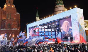 Nước Nga ngập sắc cờ hoa mừng chiến thắng của Tổng thống Putin