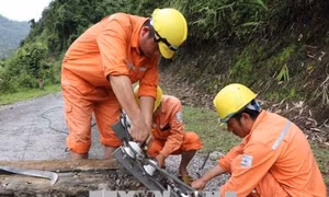 Lai Châu: 28 hộ dân bản Gia Tè vẫn bị cô lập sau lũ 