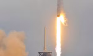 SpaceX phóng thành công tên lửa mạnh nhất thế giới 