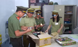 Phát hiện 2.500 đơn vị mỹ phẩm, điện tử đã qua sử dụng nhập lậu tại Nghệ An