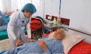 Phòng bệnh cho trẻ em và người già khi thời tiết rét đậm, rét hại 