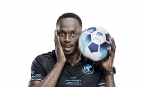 Usain Bolt công bố đội bóng sẽ thi đấu, fan có chút hụt hẫng