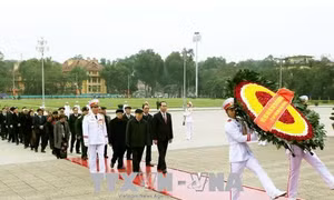 Lãnh đạo Đảng, Nhà nước viếng Lăng Chủ tịch Hồ Chí Minh 