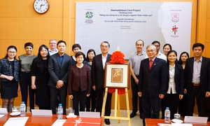 Singapore hỗ trợ Việt Nam trong chăm sóc lọc máu