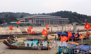 Tết sớm ở đảo tiền tiêu vùng Đông Bắc Tổ quốc 