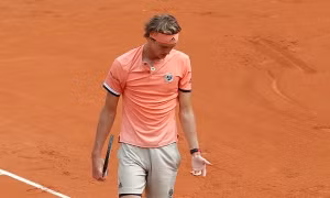 Alexander Zverev tiếc nuối rời Roland Garros vì gặp chấn thương