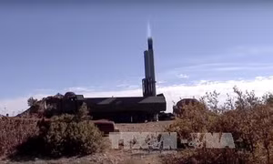 Nga đưa tên lửa S-400 và Iskander-M tới Kaliningrad thử thách ông Trump?