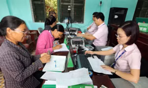 Vốn vay ưu đãi đến với người nghèo vùng biên Ngọc Hồi, Kon Tum