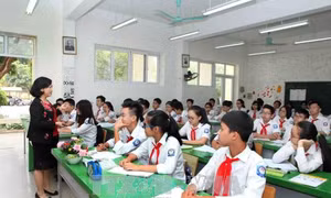 Hà Nội tăng cường bảo vệ danh dự, nhân phẩm và an toàn cho giáo viên