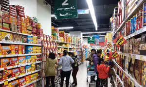 Không sợ thiếu hàng phục vụ Tết 2018, siêu thị mở cửa đến sát giao thừa