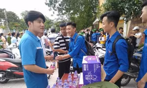 Kỳ thi Trung học Phổ thông quốc gia năm 2018: Nhiều hoạt động tiếp sức mùa thi 