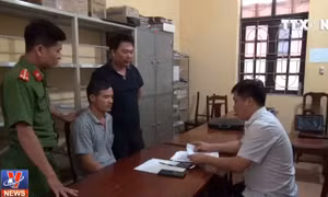 Nghi phạm giết 2 người ở Hưng Yên ra đầu thú