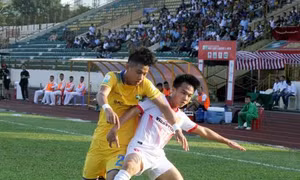 V.League 2018: 'Nóng' ở nhóm cuối