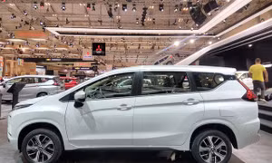 Xe con Indonesia dưới 9 chỗ ồ ạt về Việt Nam, vượt mặt Thái Lan