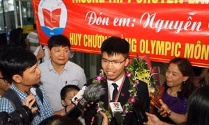 Bí quyết giành Huy chương Vàng Quốc tế môn Vật lý của chàng trai xứ Thanh 