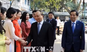 Thủ tướng Nguyễn Xuân Phúc thăm và làm việc với Báo Nhân dân