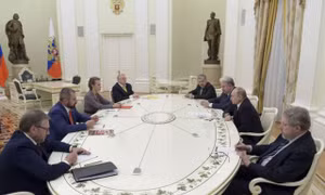 Tổng thống Putin gặp mặt trực tiếp 7 đối thủ sau chiến thắng thuyết phục