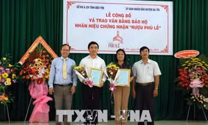 Đặc sản rượu Phú Lễ của tỉnh Bến Tre được cấp chứng nhận nhãn hiệu