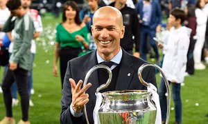 Zidane đi vào lịch sử Real