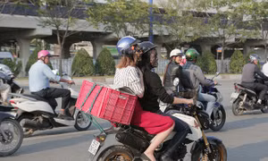 'Lựa chọn của trái tim': Từ chối hai trai tài để hẹn hò với chàng tài xế, rồi lại bỏ cuộc