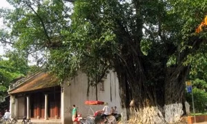 Hà Nội yêu cầu tháo dỡ đồng hồ đếm ngược khỏi đền Bà Kiệu 