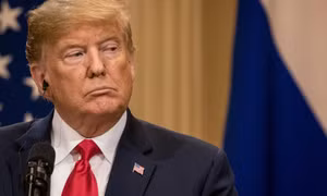 Tổng thống Trump cân nhắc tước quyền miễn trừ an ninh với một loạt cựu quan chức