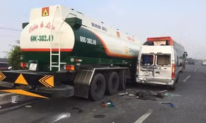 Khói mịt mù trên cao tốc TP Hồ Chí Minh - Long Thành - Dầu Giây, nhiều phương tiện đâm va 