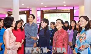 Phu nhân lãnh đạo GMS tìm hiểu di sản văn hóa, đời sống phụ nữ Việt Nam