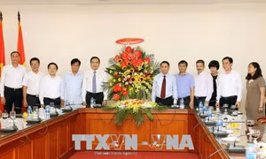 Đồng chí Trần Thanh Mẫn thăm, chúc mừng Hội Nhà báo Việt Nam, Thông tấn xã Việt Nam