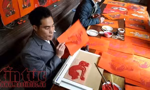 ‘Tết Việt’ truyền thống tại phố cổ Hà Nội