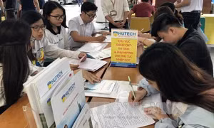 Không thu giá dịch vụ dự thi THPT quốc gia với tất cả thí sinh