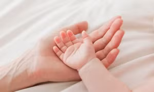 Hơn 20 năm mới biết không phải con đẻ của bố mẹ