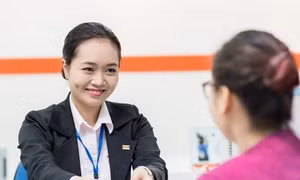  Gửi tiền trúng vàng cùng hàng ngàn quà tặng từ SHB 
