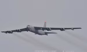 "Pháo đài bay" B-52 bắt đầu dội bom IS