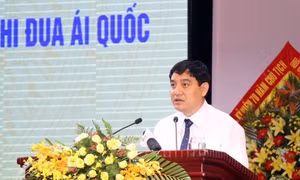Thực hiện lời kêu gọi thi đua ái quốc: Nghệ An quyết tâm trở thành tỉnh khá trong khu vực miền Bắc 