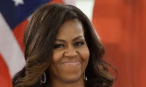 Bà Obama kể chuyện cuộc đời mình từ tuổi thơ đến 8 năm ở Nhà Trắng