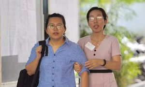 Kỳ thi THPT quốc gia 2018: Nỗ lực vươn lên của những thí sinh đặc biệt