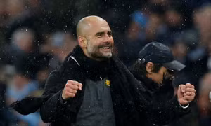 HLV Pep Guardiola: Khó tưởng tượng ngôi vô địch vuột khỏi tay Man City