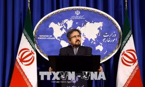 Iran để ngỏ khả năng đàm phán nếu Mỹ từ bỏ lời lẽ đe dọa