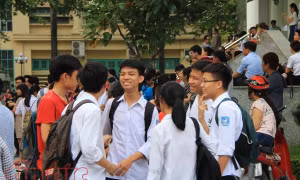 Hà Nội quyết định điểm chuẩn trúng tuyển bổ sung vào lớp 6 song bằng