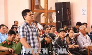 Dã man chém chết 2 người, kẻ 'ngáo đá' nhận án tử hình 