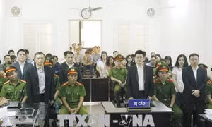Xét xử 6 bị cáo 'hoạt động nhằm lật đổ chính quyền nhân dân' 